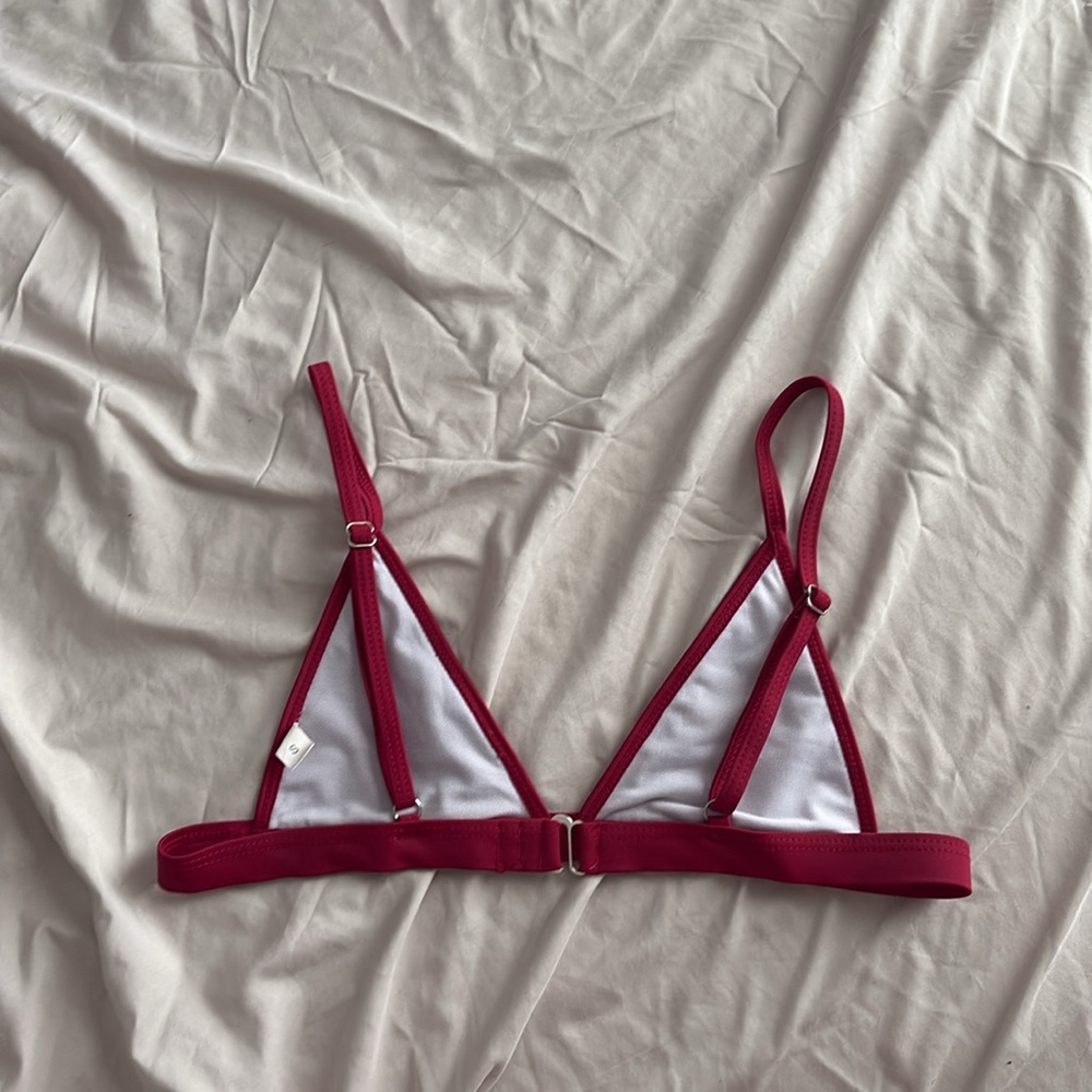 Triangle top bikini - Picture 2 of 2